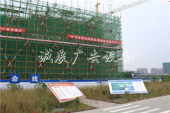 彭山住建局：狠抓黨建分類(lèi)垃圾亭促項(xiàng)目 “同頻互動(dòng)”出效益