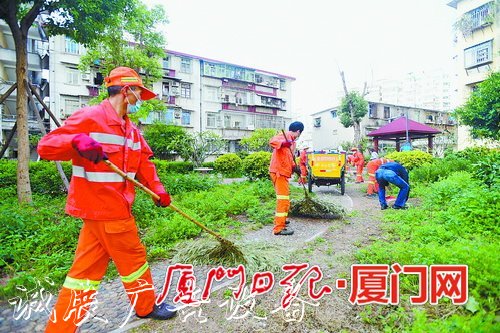 廈門積極推進(jìn)愛國衛(wèi)生閱報(bào)欄燈箱運(yùn)動 街巷社區(qū)加力“美顏